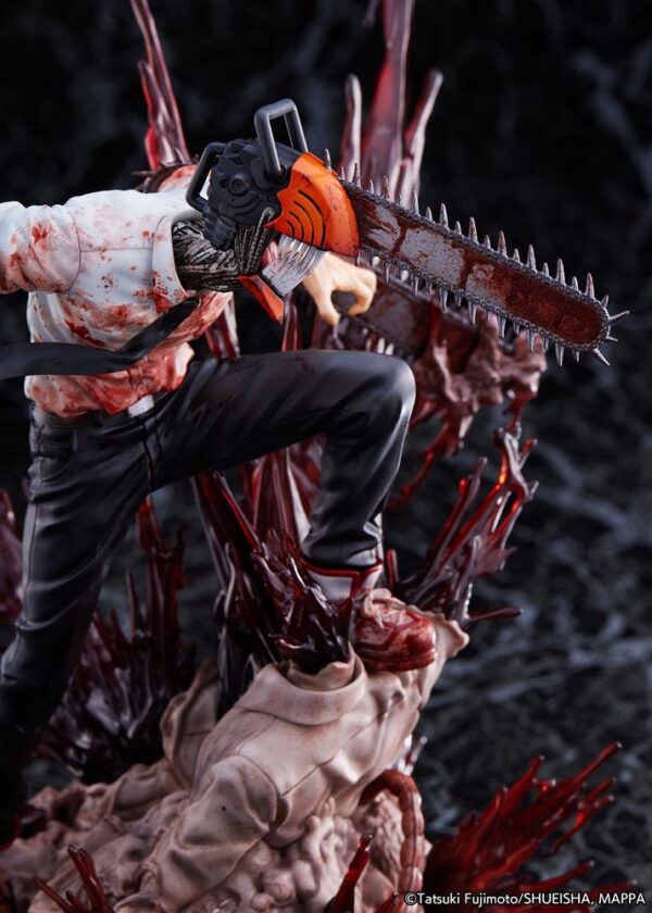 Estatua Chainsaw Man 28cm