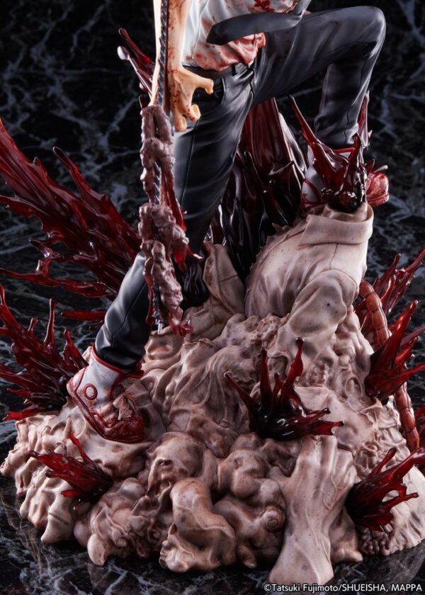 Estatua Chainsaw Man 28cm