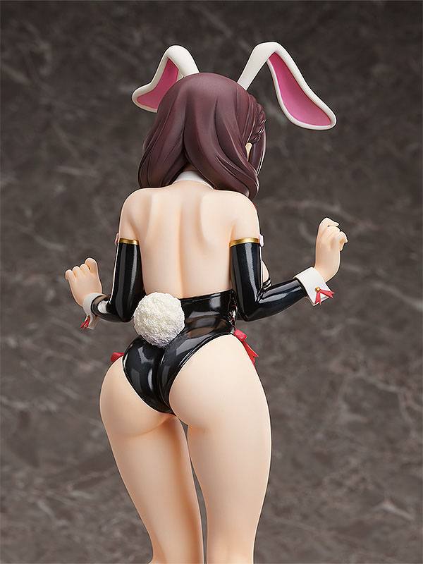 Estatua Yunyun Bare Leg Bunny