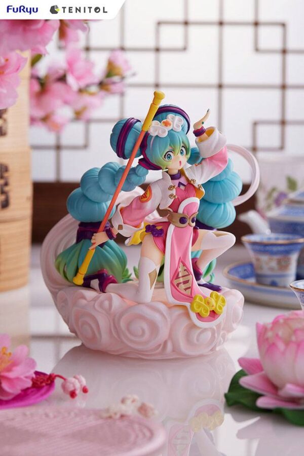 Estatua Tenitol Hatsune Miku China