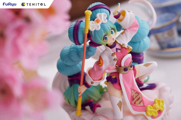 Estatua Tenitol Hatsune Miku China