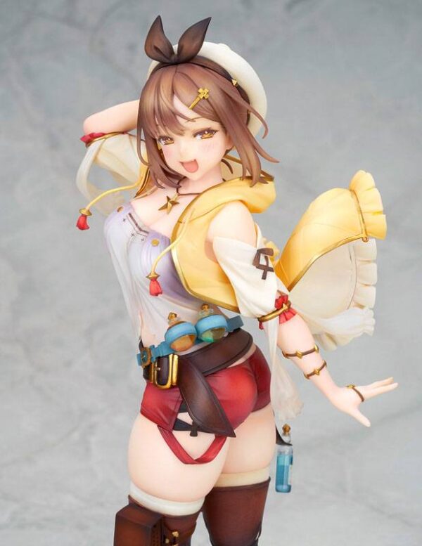 Estatua Atelier Ryza 24 cm