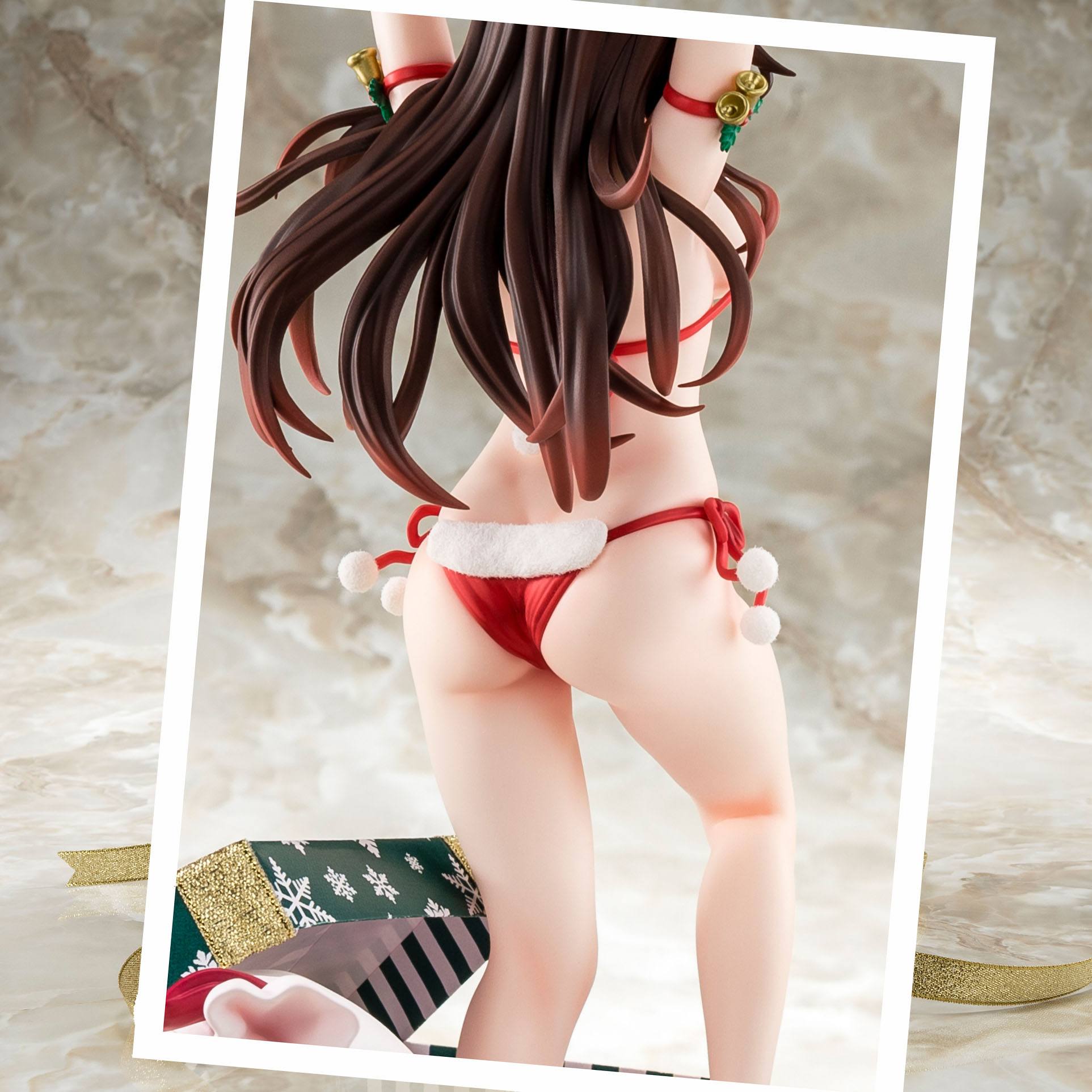 Estatua Mizuhara Chizuru Santa Bikini Xmas