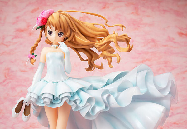 Estatua Taiga Aisaka Wedding Dress