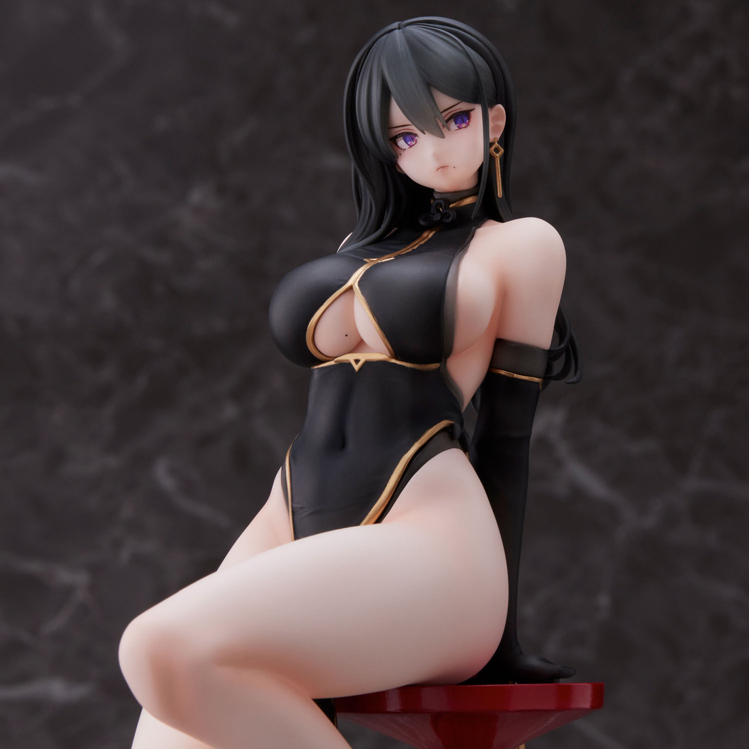 Estatua Hayabusa Black China Dress-chan