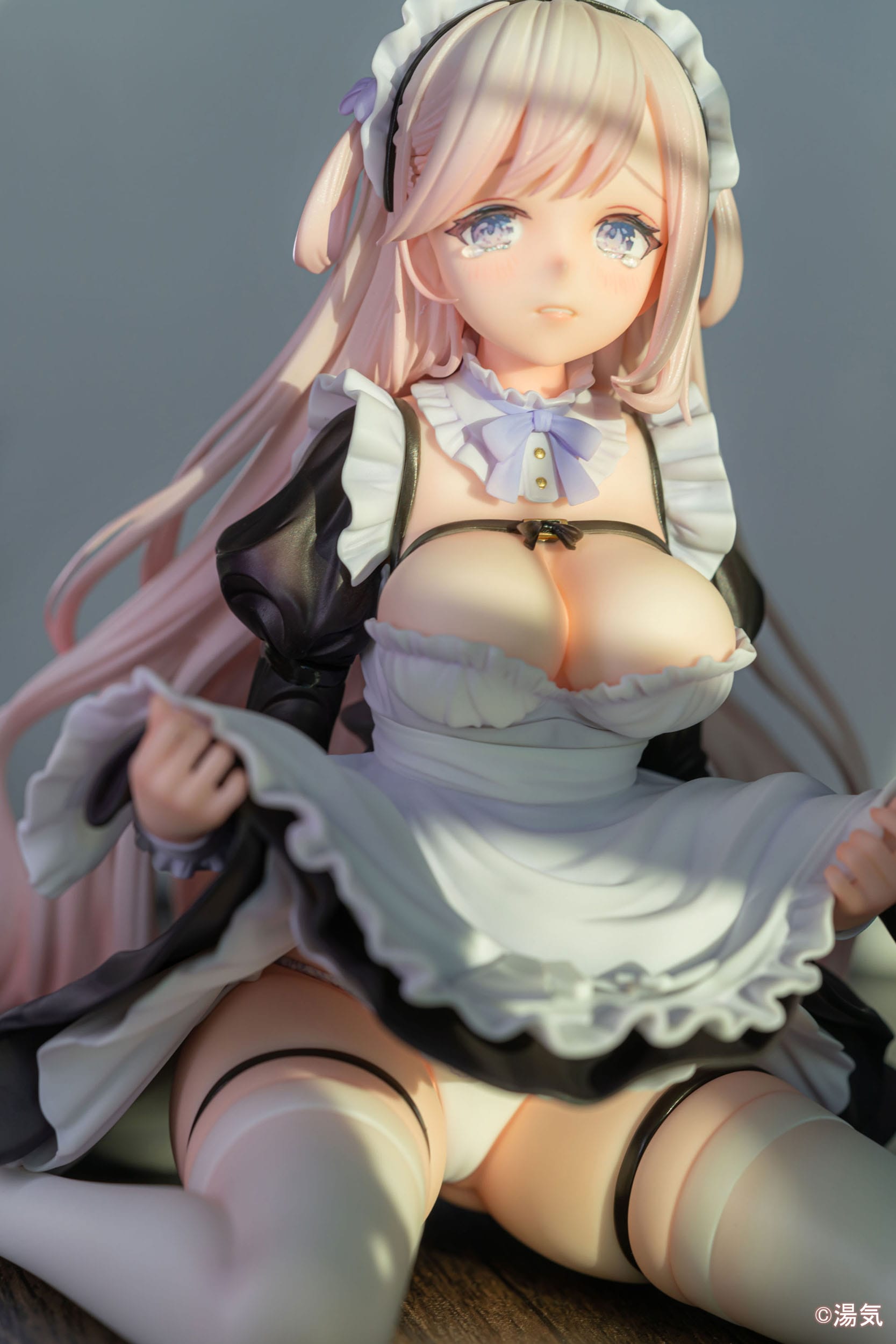 Estatua Clumsy maid Lily illustration by Yuge