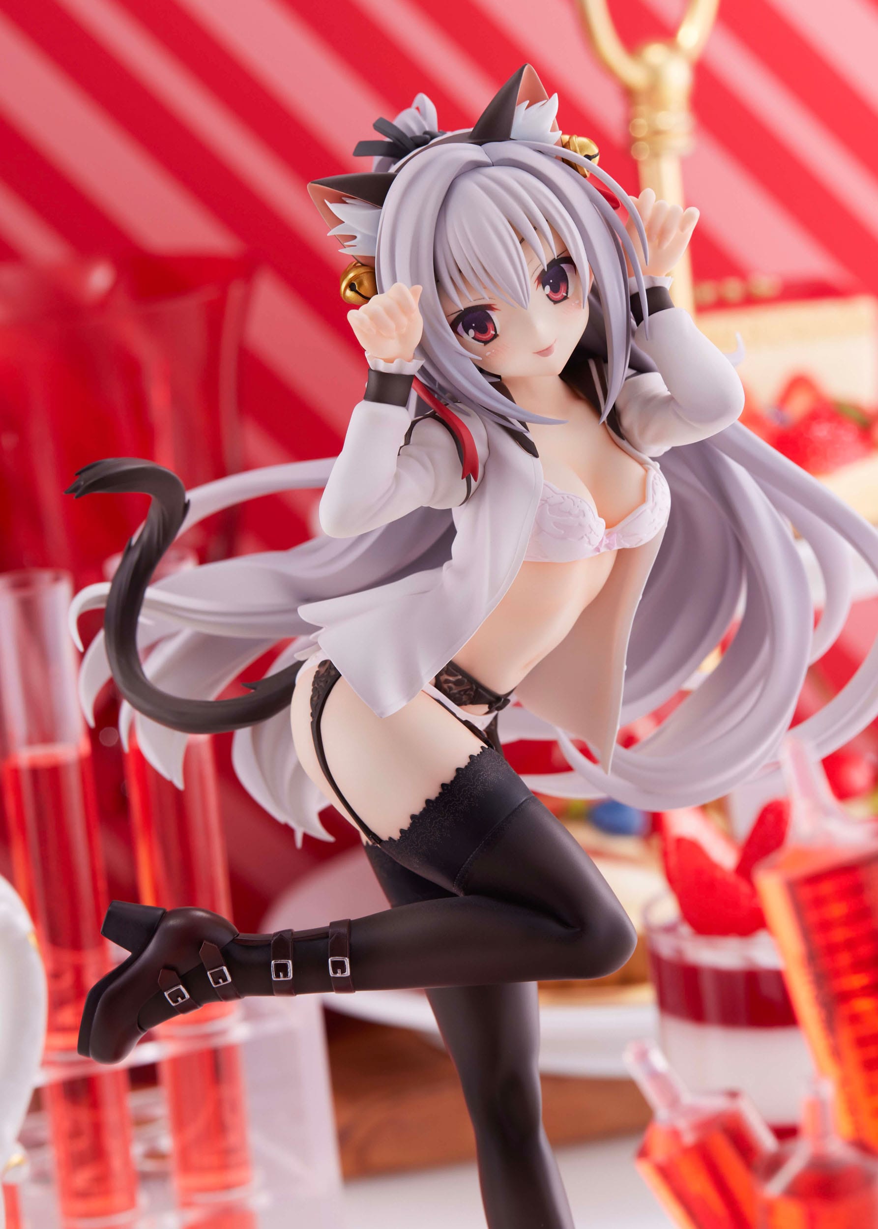 Estatua Dracu-riot Elina AmiAmi Limited Edition