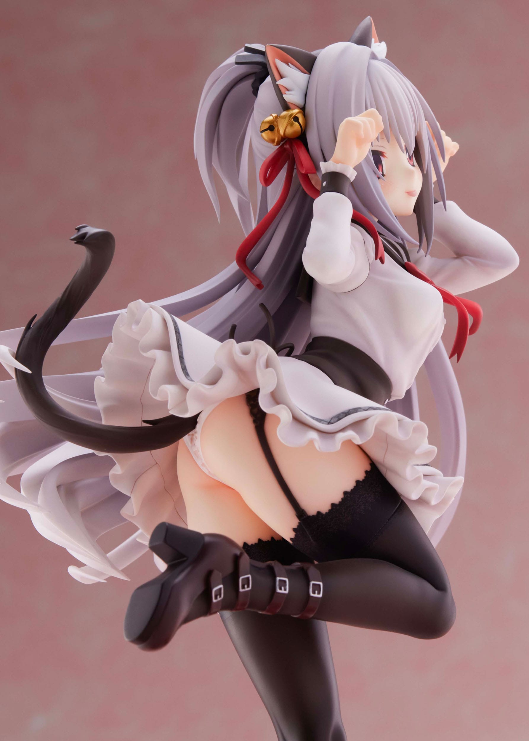 Estatua Dracu-riot Elina AmiAmi Limited Edition