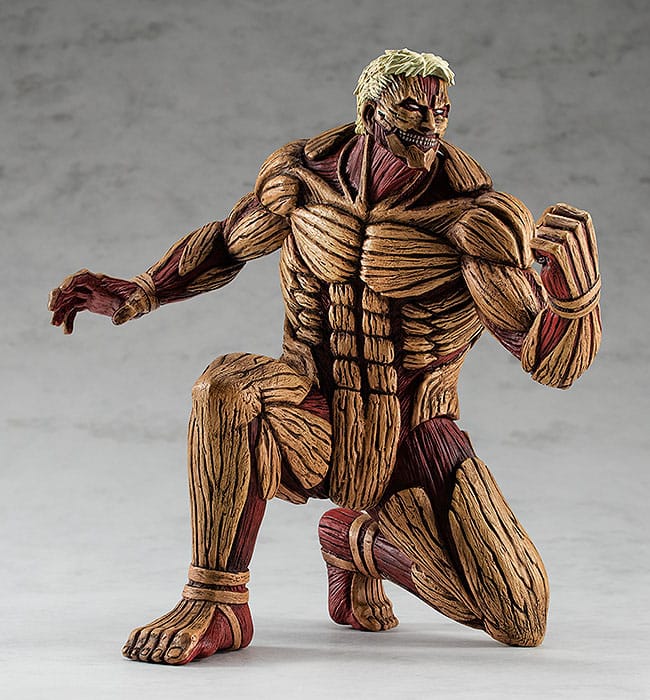 Estatua Reiner Braun Armored Titan