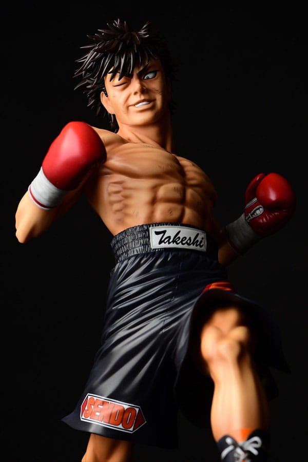 Estatua Takeshi Sendou Finish Blow Damage