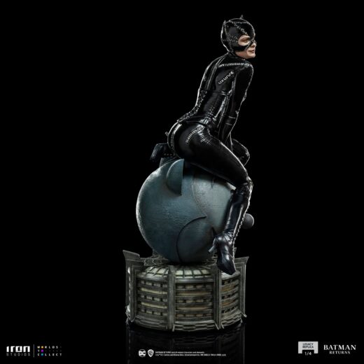 Estatua Batman Returns Legacy Catwoman