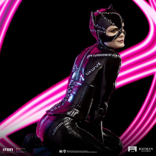 Estatua Batman Returns Legacy Catwoman