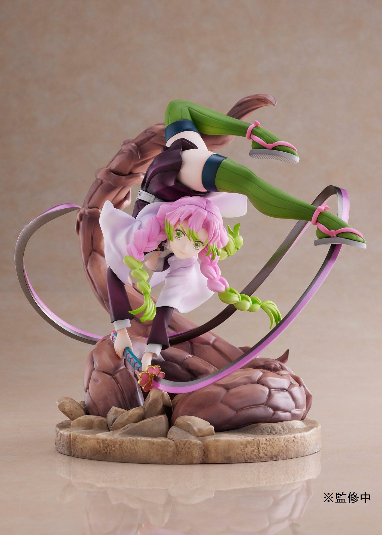 Estatua Demon Slayer Mitsuri Kanroji 19 cm