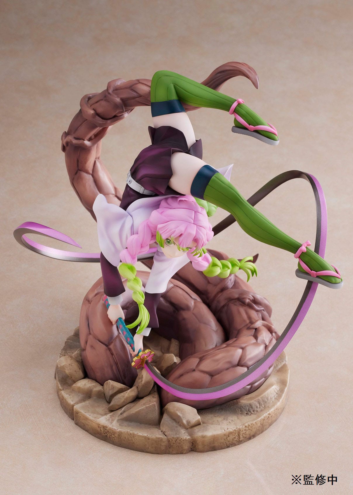 Estatua Demon Slayer Mitsuri Kanroji 19 cm
