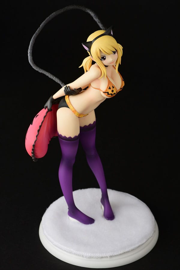 Estatua Lucy Heartfilia Halloween CAT Gravure