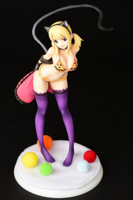 Estatua Lucy Heartfilia Halloween CAT Gravure