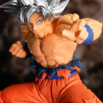 Figura Son Goku Ultra Instinct Blood of Saiyans