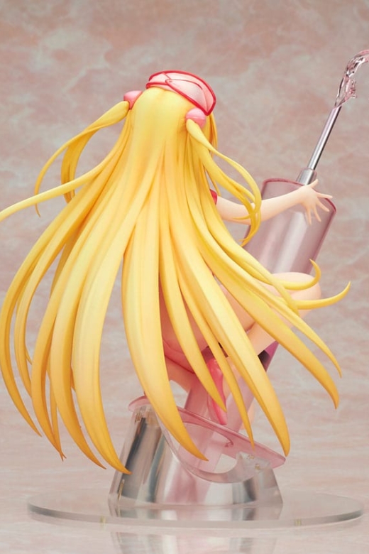 Estatua To Love-Ru Darkness Golden Darkness Nurse rerun