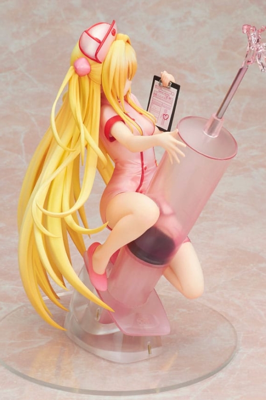 Estatua To Love-Ru Darkness Golden Darkness Nurse rerun