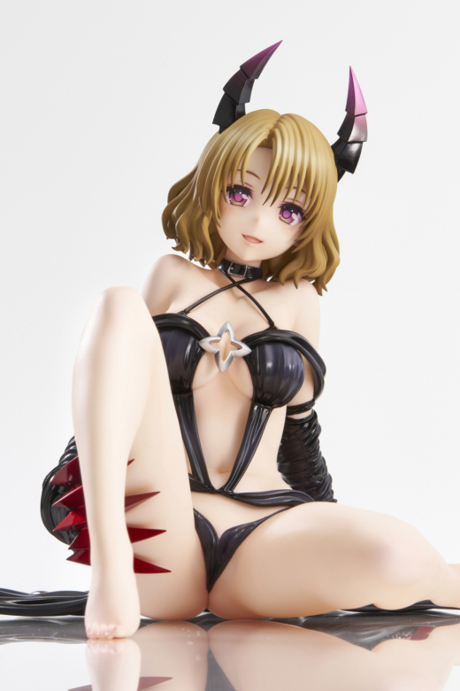 Estatua Momioka Risa Darkness To Love-Ru Darkness