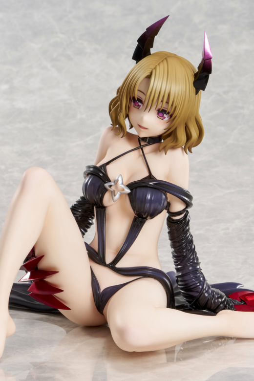 Estatua Momioka Risa Darkness To Love-Ru Darkness