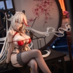 Estatua Ägir Premium Golden Dragon Among Auspicious Clouds Azur Lane