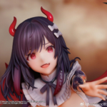 Estatua Royal Fortune Treats from the Deep Azur Lane