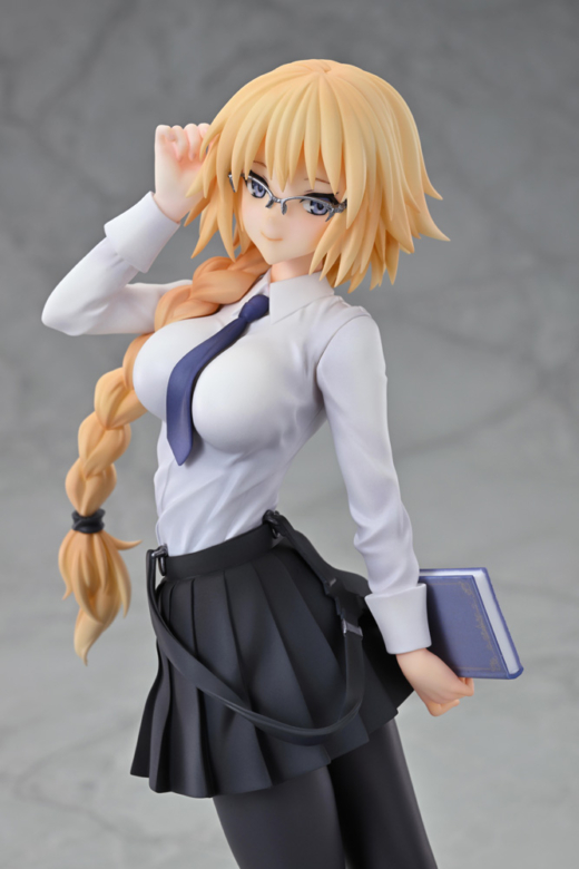 Estatua-Ruler-Jeanne-dArc-Original-Glasses-000